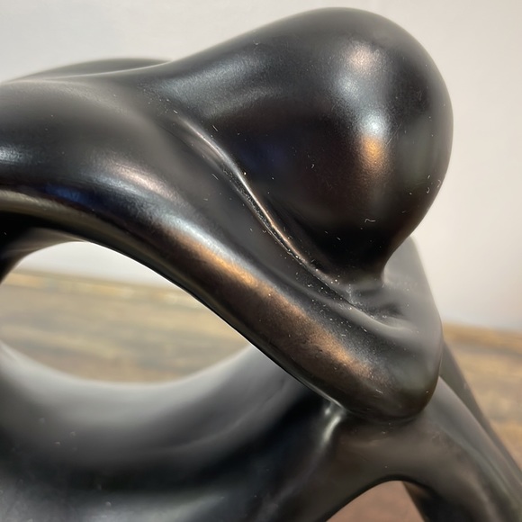 Woman figurine heavy stone piece - likely soapstone - Picture 10 of 15